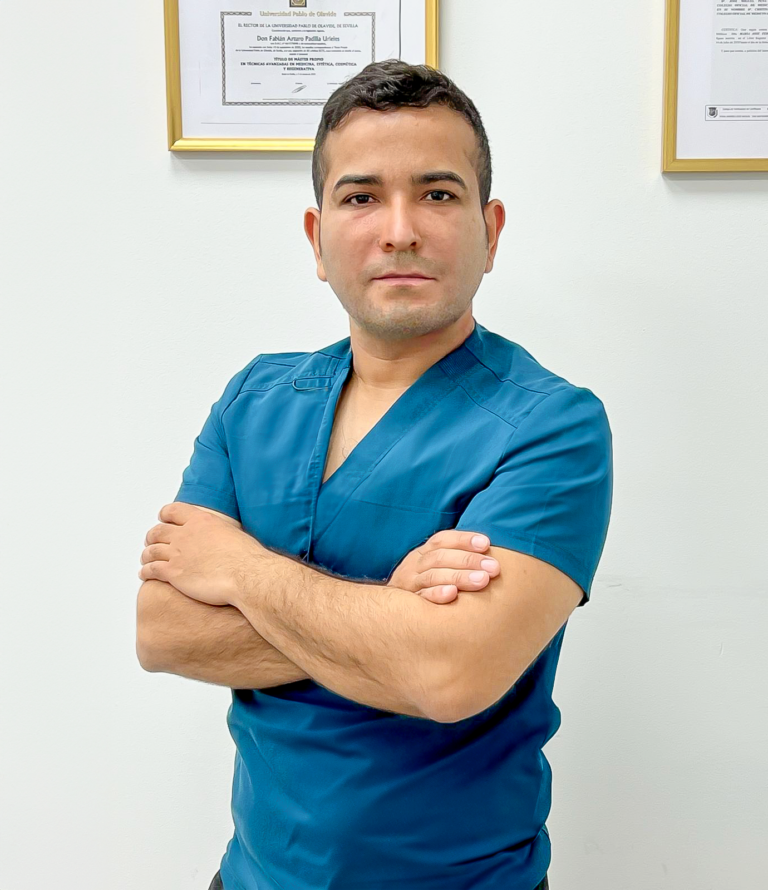 Dr. Fabian Padilla Medico especialista en medicina estética con tratamientos botox